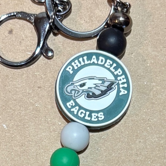 Silicone Bead Keychain - Philadelphia Eagles - Picture 2 of 2